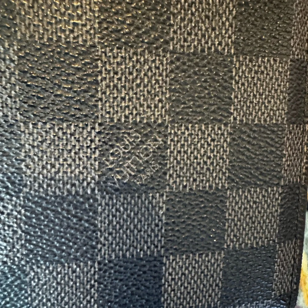 Louis Vuitton Damier Infini
Porte feiulle
Brazza Long Wallet Purse/authentic - Picture 15 of 16